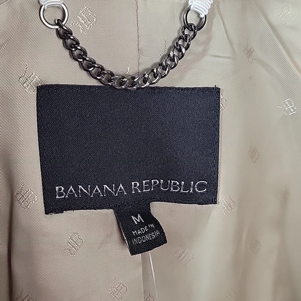 Banana Republic double breasted Camel tan coat